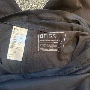 Figs Maternity scrubs